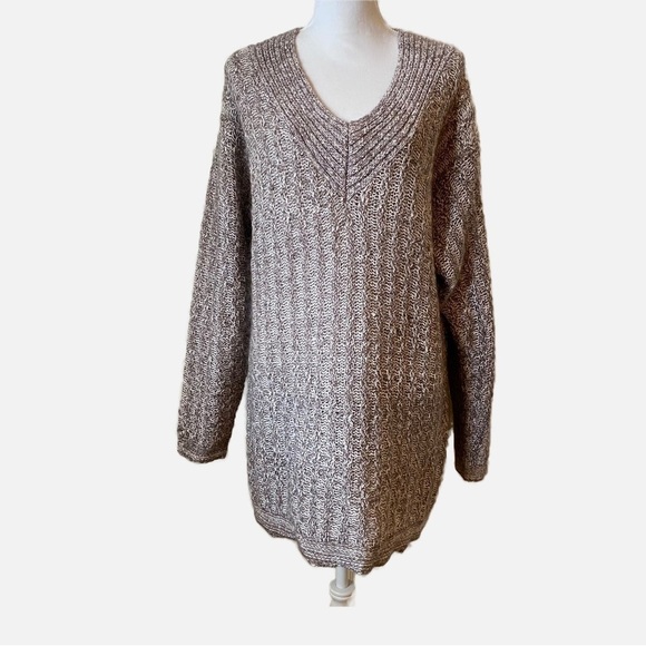 Vintage EMOS COLLECTION Cable Knit Silk Blend V-Neck Tunic Sweater Medium - Picture 10 of 10